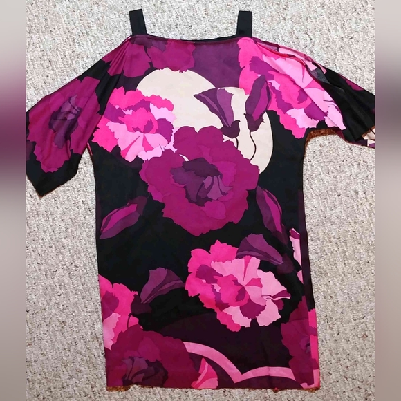 Trina Turk Baracoa floral cold shoulder dress - Picture 5 of 9